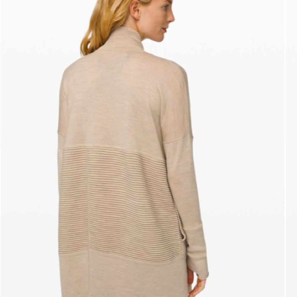 Lululemon Sit in Lotus Cardigan size Medium - Picture 2 of 9
